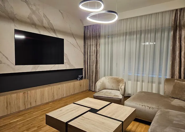 Adav Luxus Apartment